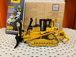 D6T XW Vpat Track-Type Tractor 1/50 Scale DieCast Masters 85197