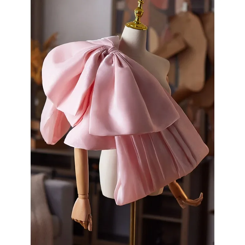 Pink handmade DIY evening dress shoulder accessories catwalk performance accessories host annual meeting photo photography props