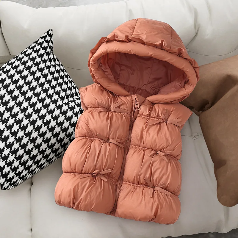 IYEAL Girls Ruffle Hooded Puffer Vest, Bow Decor Sleeveless Kids Waistcoat, Solid Color Warm Winter Children Outerwear Gilet 3