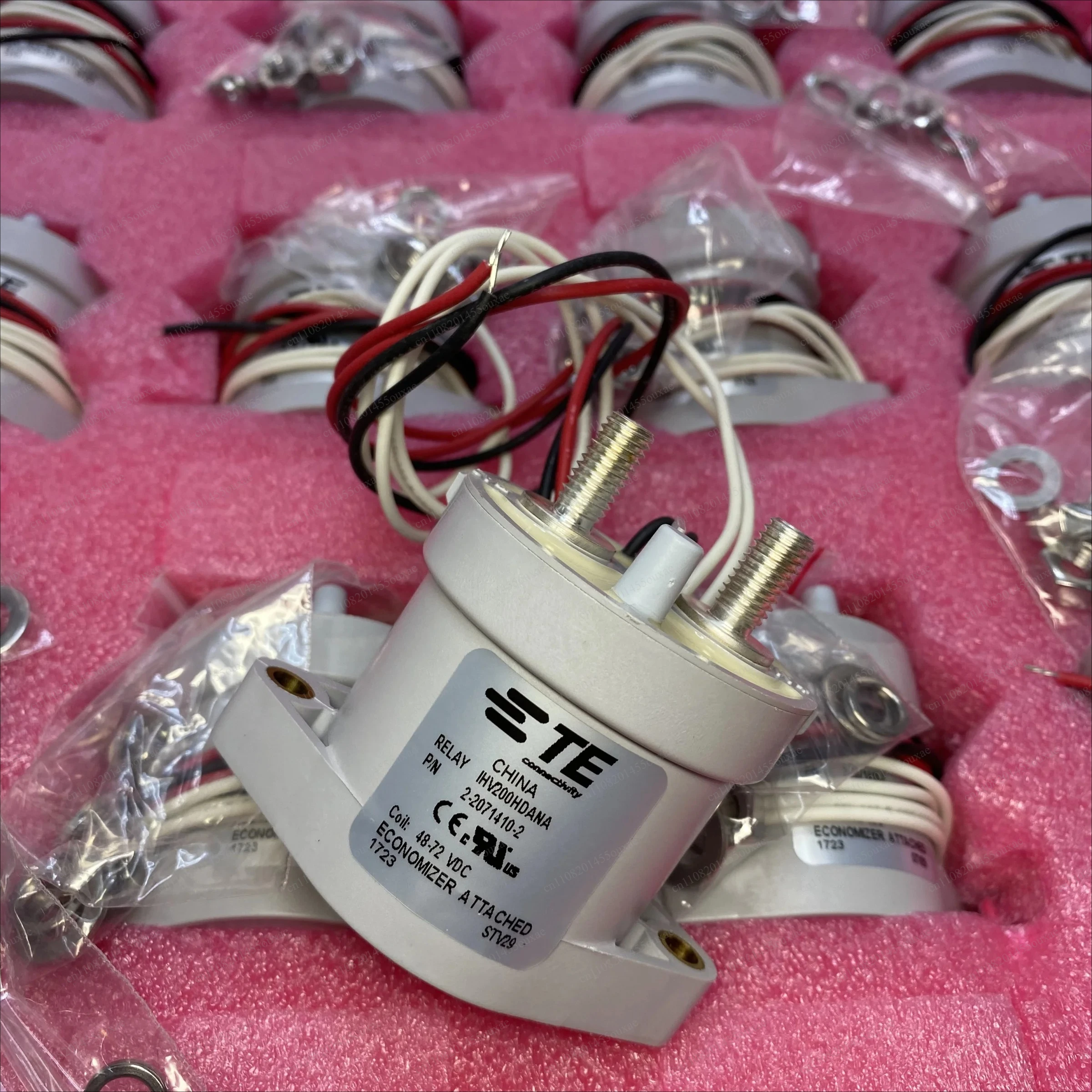 Original  IHV200HDANA 2-2071410-2 Hermetically Sealed DC Contactor 48~72V 200A Automotive BMS Relay Switch