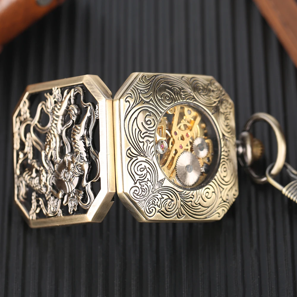 ساعة جيب Steampunk كلاسيكية بتصميم نمور مجوفة ميكانيكية مع سلسلة جيب وأرقام رومانية هدية ساعة