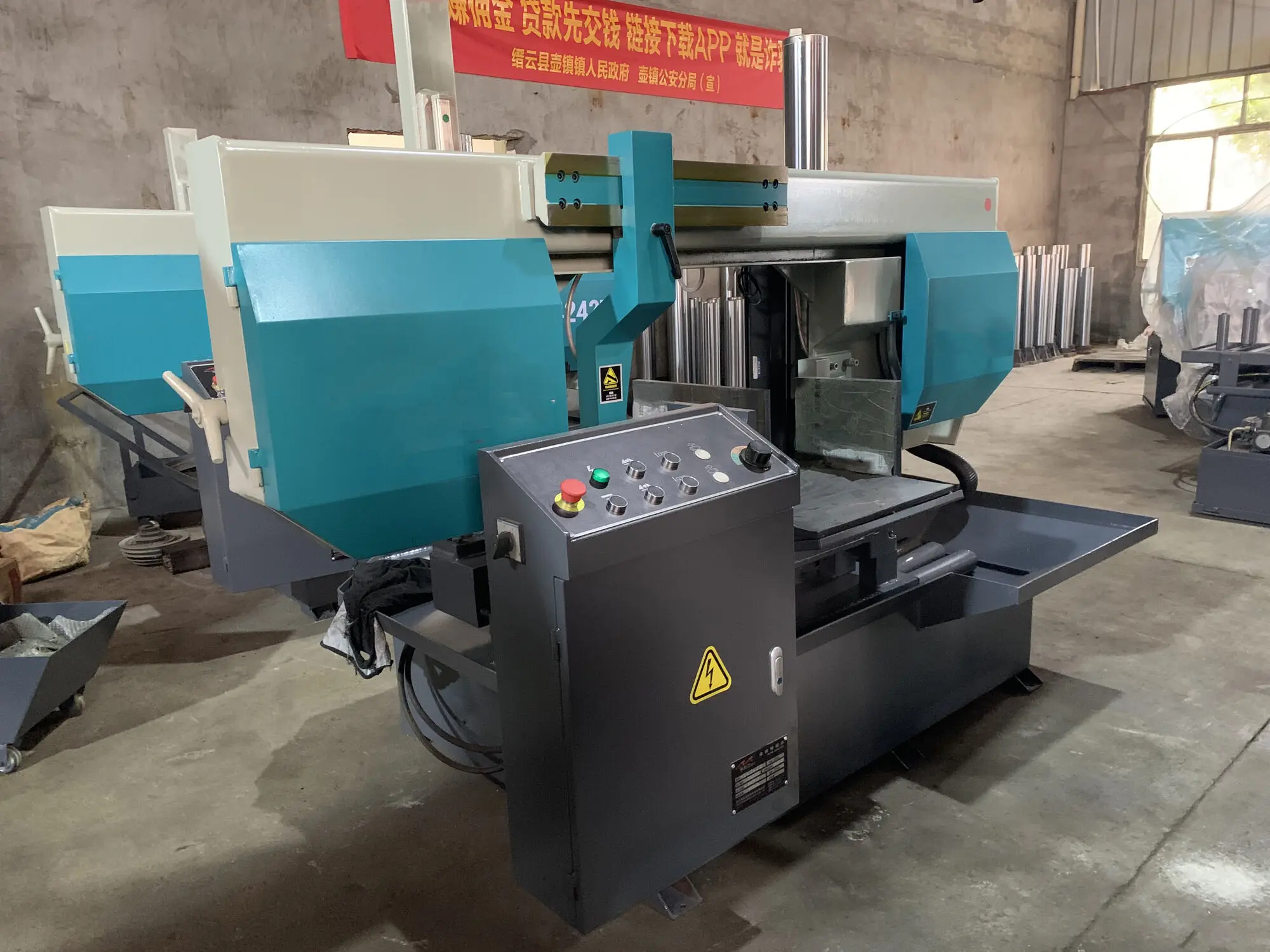 Serra de fita horizontal com 45 graus Rotary Band Saw, ângulo de corte Hine, G4235/Z, qualidade CE CHINA, fábrica