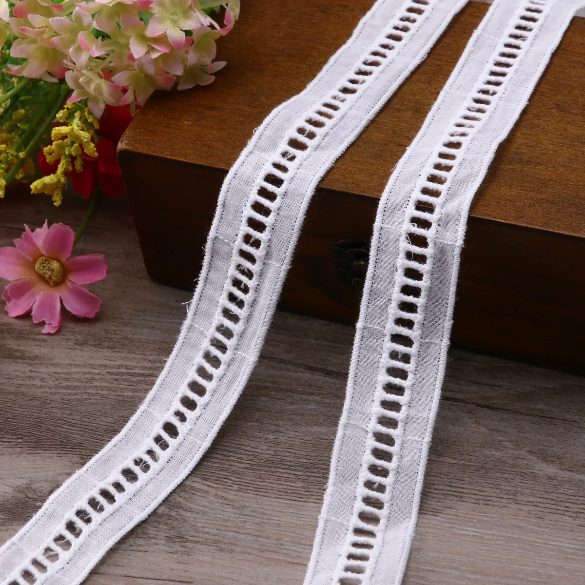

16 Yards Stair Fabric Cotton Lace Trim for Wedding Crafts DIY Bow Scrapbook Sewing Ribbon Cloth Trim Perfect Gift Lovers