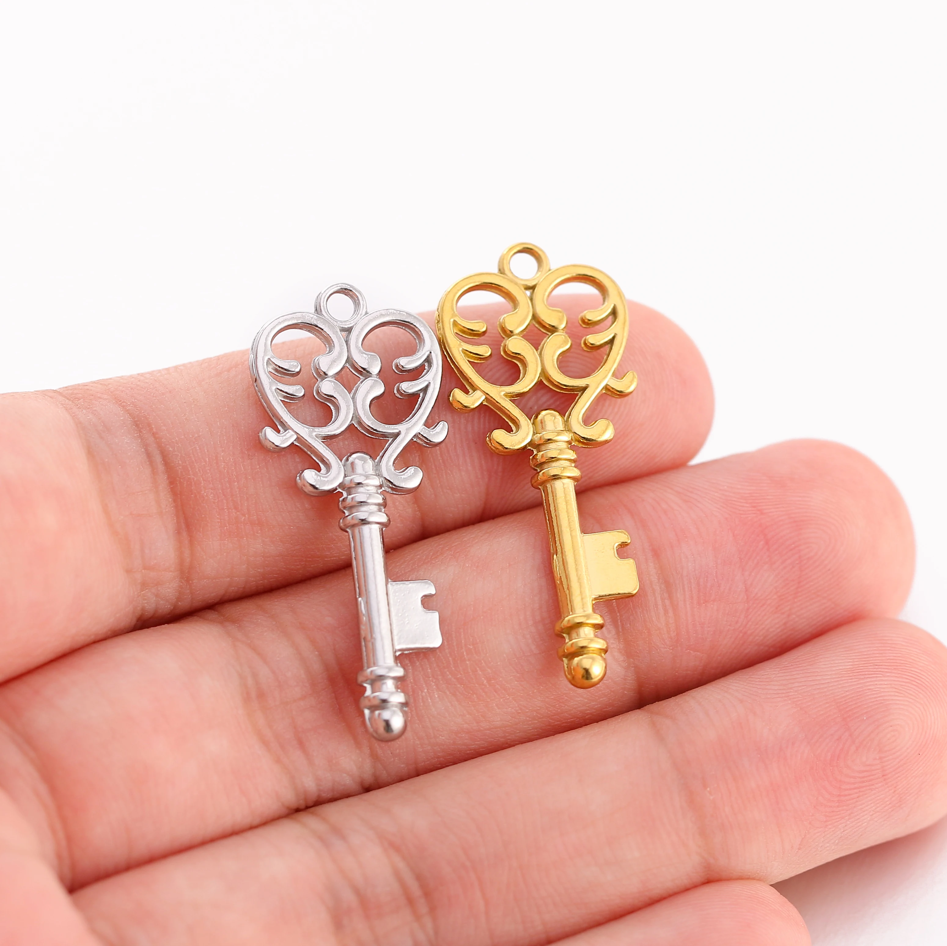 3Pcs/Lot Star/Unicorn/Guitar/Bear Charms Stainless Steel Key Pendants Diy Earrings Bracelet Necklace for Jewelry Making Supplies