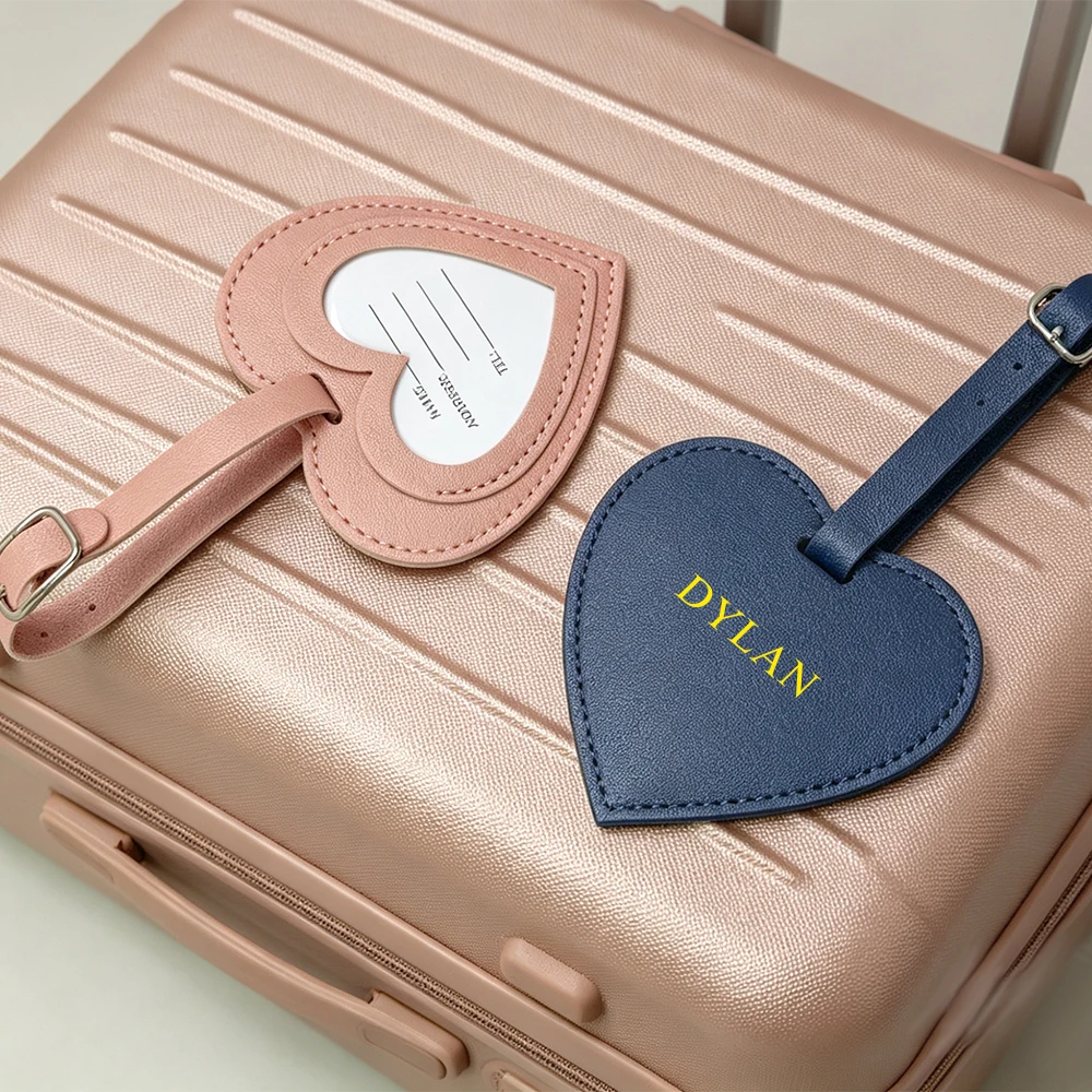Reise-Herz DIY Namens-Gepäckanhänger Individuelle Buchstaben PU-Leder Großhandel Luxus-Kofferanhänger Hochzeits-Jahrestags-Geschenk Taschenanhänger – Detail 3