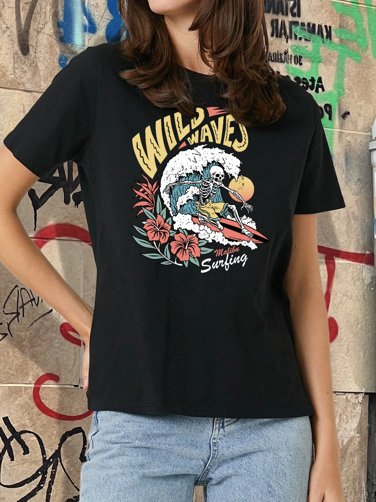 

Летняя футболка в уличном стиле в стиле хип-хоп с круглым вырезом и короткими рукавами с буквенным принтом для серфинга и скелета, повседневные повседневные топы, женская одежда