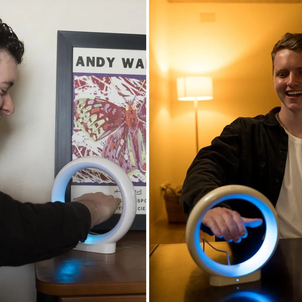 مجموعة مصابيح بلوتوث فريندشيب مكونة من ثلاثة حائزة على الجائزة، سهلة الإعداد، باللون الأسود للاتصالات العميقة