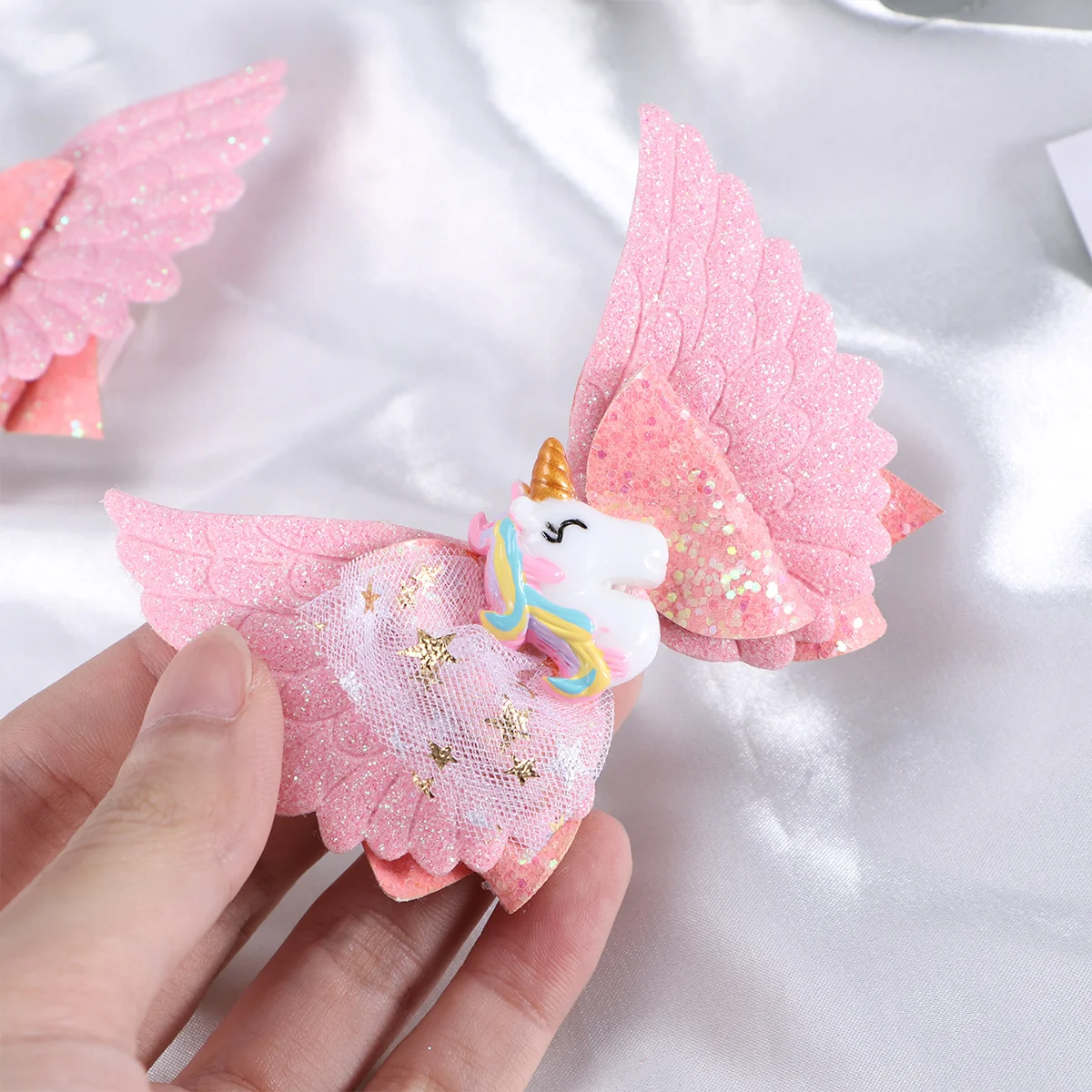 

2Pcs Hair Clips Pink Unicorn Sequin Barrette Double-Layer Lovely Headwear for Party Birthday Family Photos