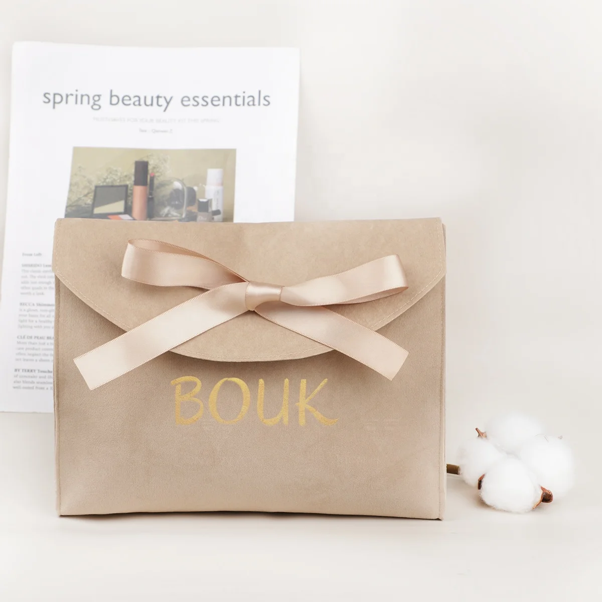 Custom logo makeup tools Lipstick Sunscreen Cream packaging velvet bag luxury envelope flap jewelry pouch for perfume