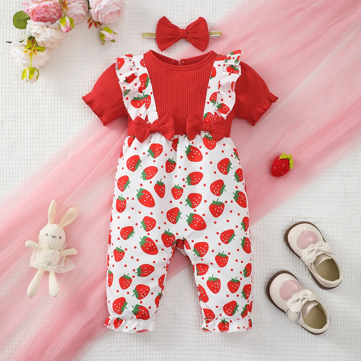 Summer Baby Girl Jumpsuit Strawberry Print and Butterfly Knot Splicing Bodysuit suitable for Newborns Baby girl 0-18 Months