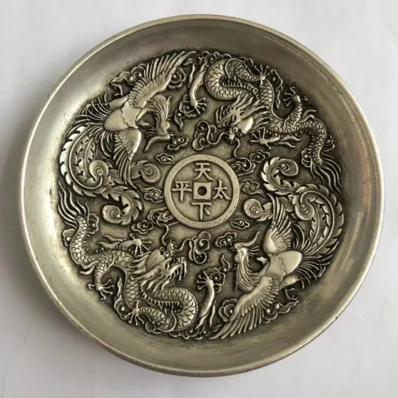 

Rural Collection Qing Dynasty Qianlong Imperial Gift Double Dragon and Phoenix Peace in the World Silver-Plated Plate Premium Cr