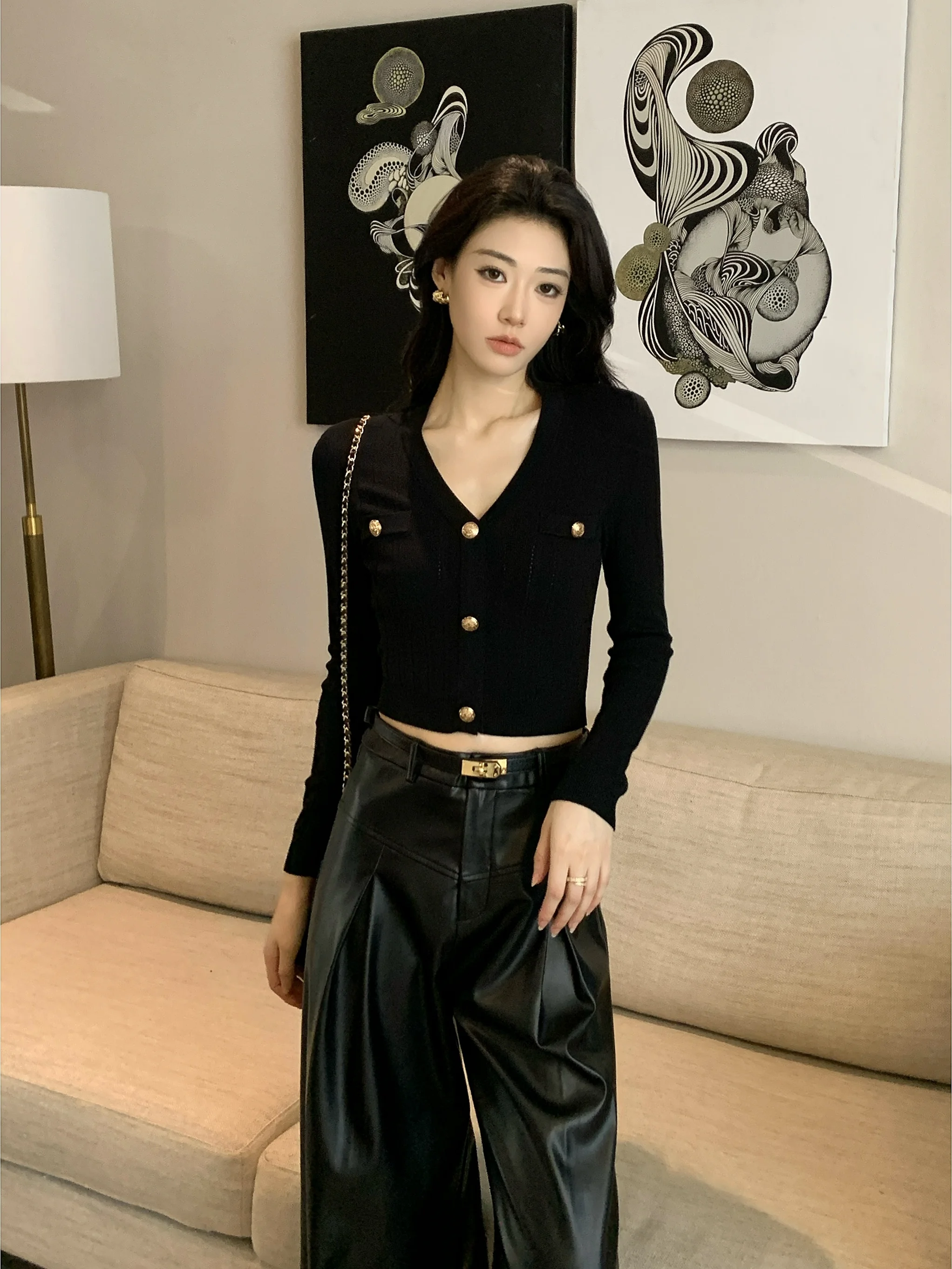 

Женский вязаный кардиган с эффектом похудения, длинными рукавами и V-образным вырезом, повседневный, черный, осенне-зимний дизайн