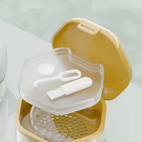 

1Pcs Orthodontic Retainer Braces Storage Soaking Box Invisible Teeth Denture Cleaning Tooth Storage Container Sealed Case
