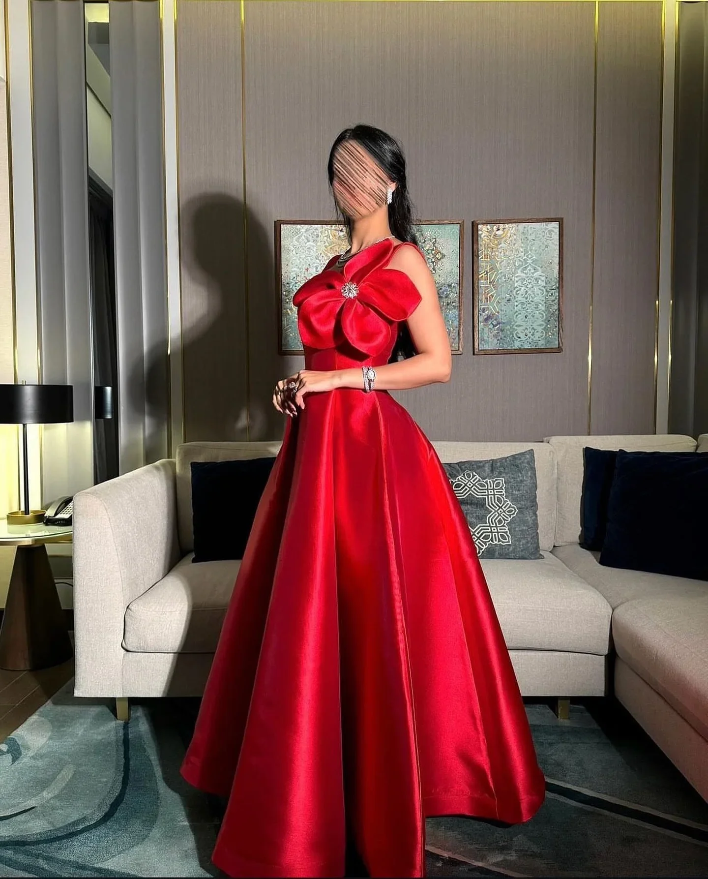 

Customized Saudi Prom Dresses Red Off Shoulder Evening Party Dresses Women Wear Formal Gowns Big Bow Maid of Honor Dress