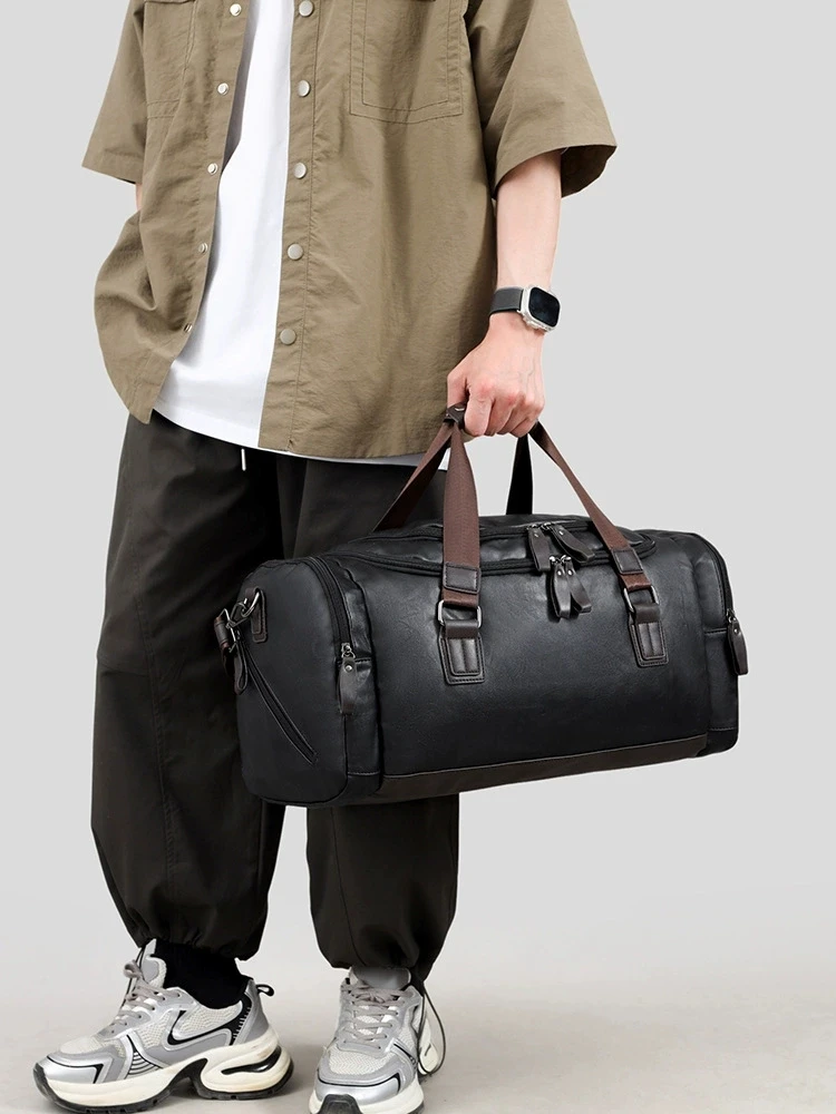 Men's leather travel bag, vintage handbag, large capacity single shoulder diagonal cross business fitness luggage bag, men's bag
