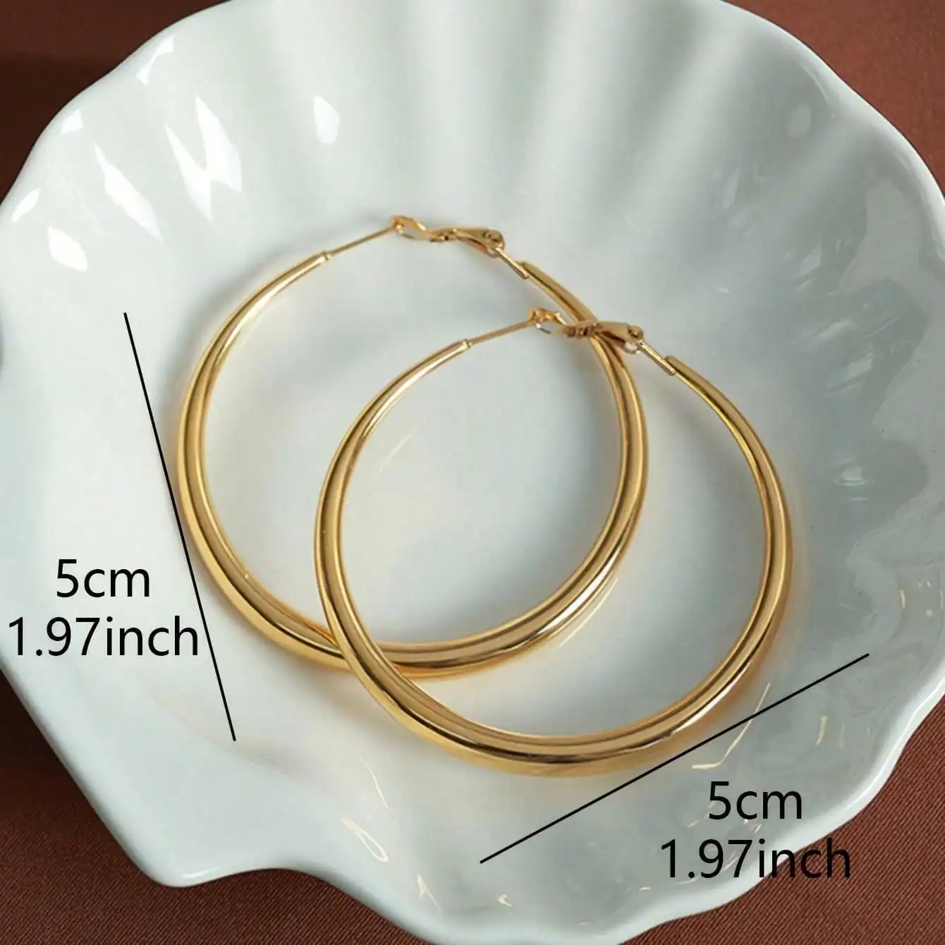 Golden smooth round earrings for women's fashion parties, wedding accessories, jewelry, Christmas gifts image 4