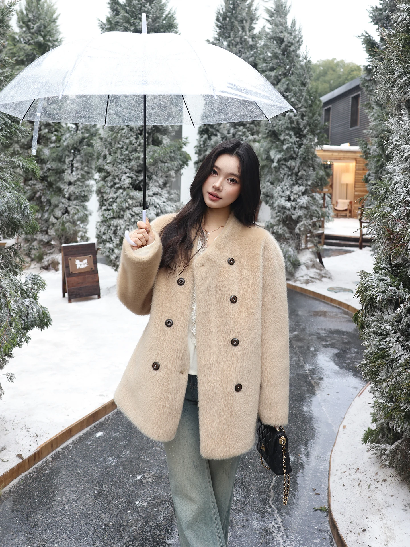 

Loose Fit Faionable Double Breasted Mink Coat by Old Yang Woolen Material Milan owroom Inspired Design Warmth for Daily Use