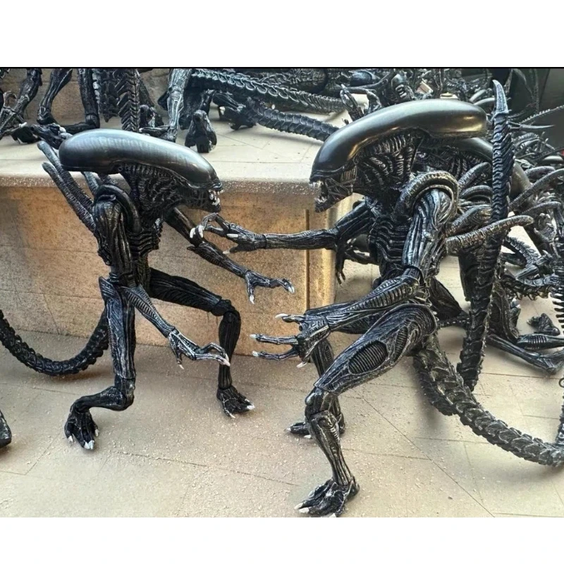 ฟิกเกอร์แอคชั่น Alien Battle X - Model Kit Robocop บทวิจารณ์และราคา