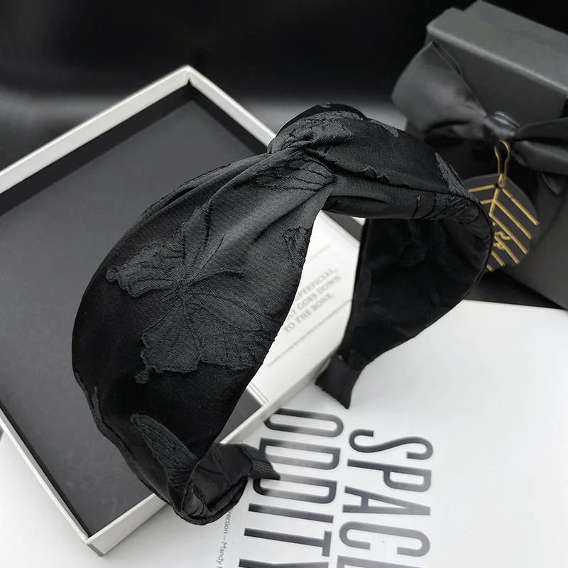 

Advanced Black Butterfly Embroidery hairpin hoop women's new style high skull top headdress pressure hair wash hoop