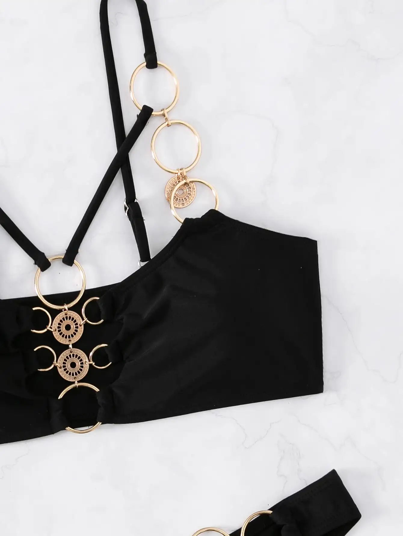 Ring verbundener Harness-Bikini 2025, schwarzer Badeanzug, solide Badebekleidung für Damen, Badegäste, Badeanzug, weibliche Strandmode, Sommer