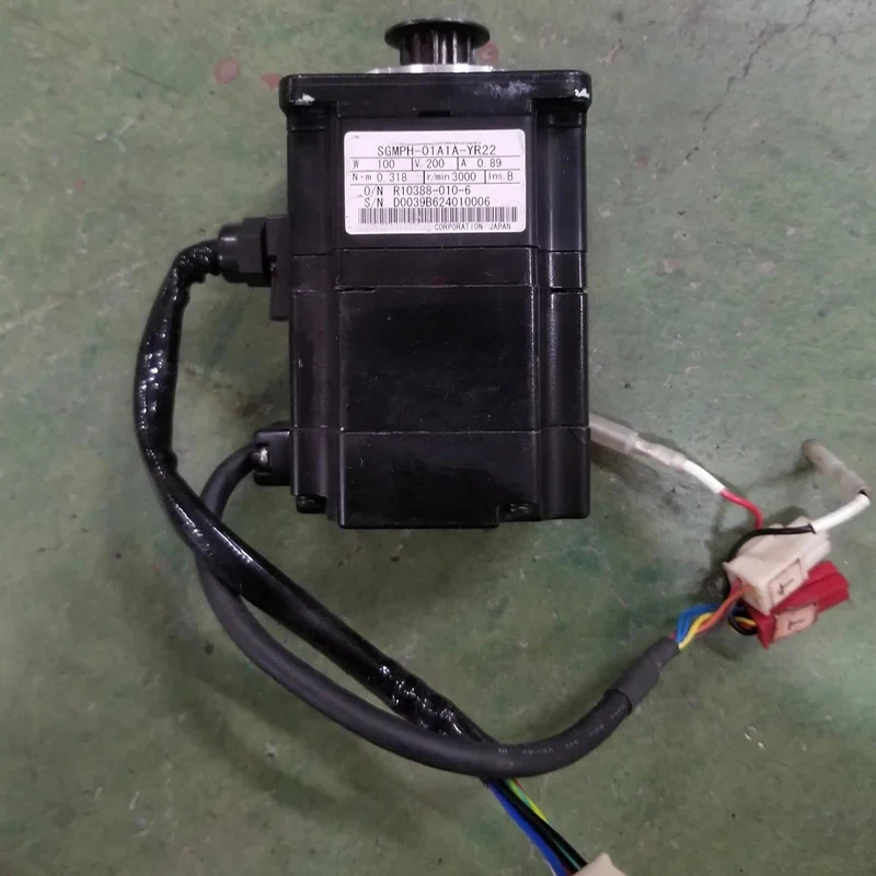 

Motor SGMPH-01A1A-YR22