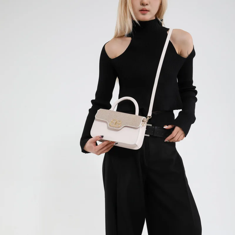 

‌2025 Premium Square Shoulder Bag - Women's Chic Commuter Underarm Purse | Vegan Leather + Detachable Strap (Work to Weekend)‌