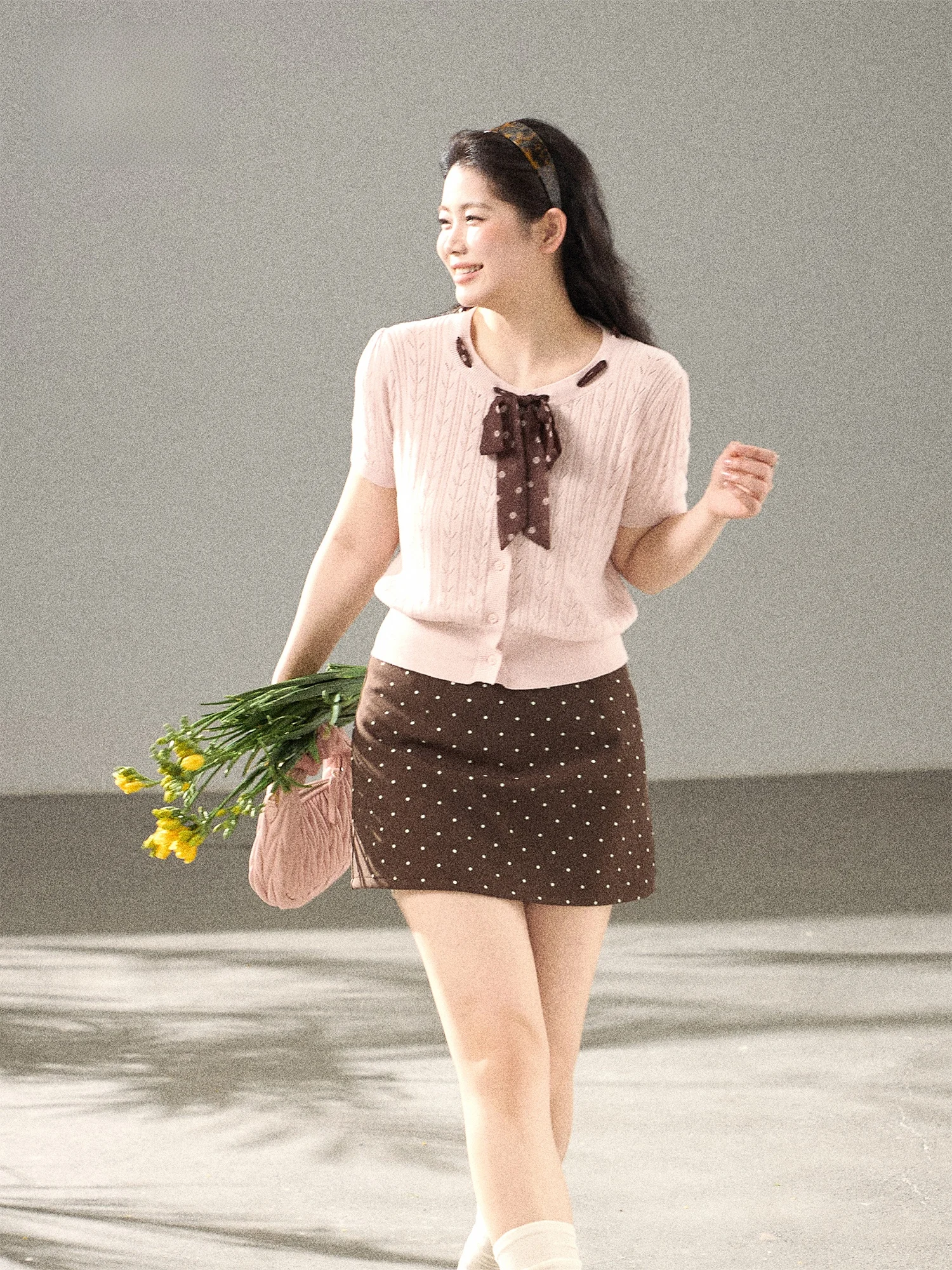 

plus Size Knitwear Set in Pink Polka Dot Pattern Korean Style High Waist Casual Spring Fashion for Women Who Are a Bit Plump