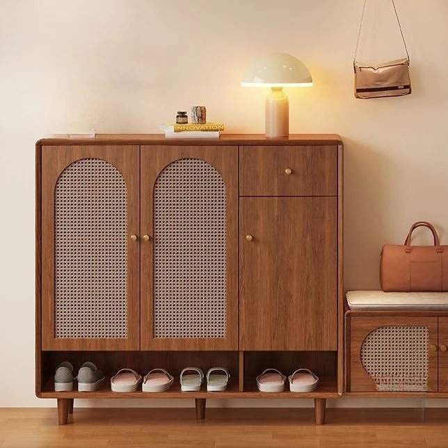 Large-capacity solid wood frame new storage cabinet can be sat on the entrance cabinet at the entrance of the house