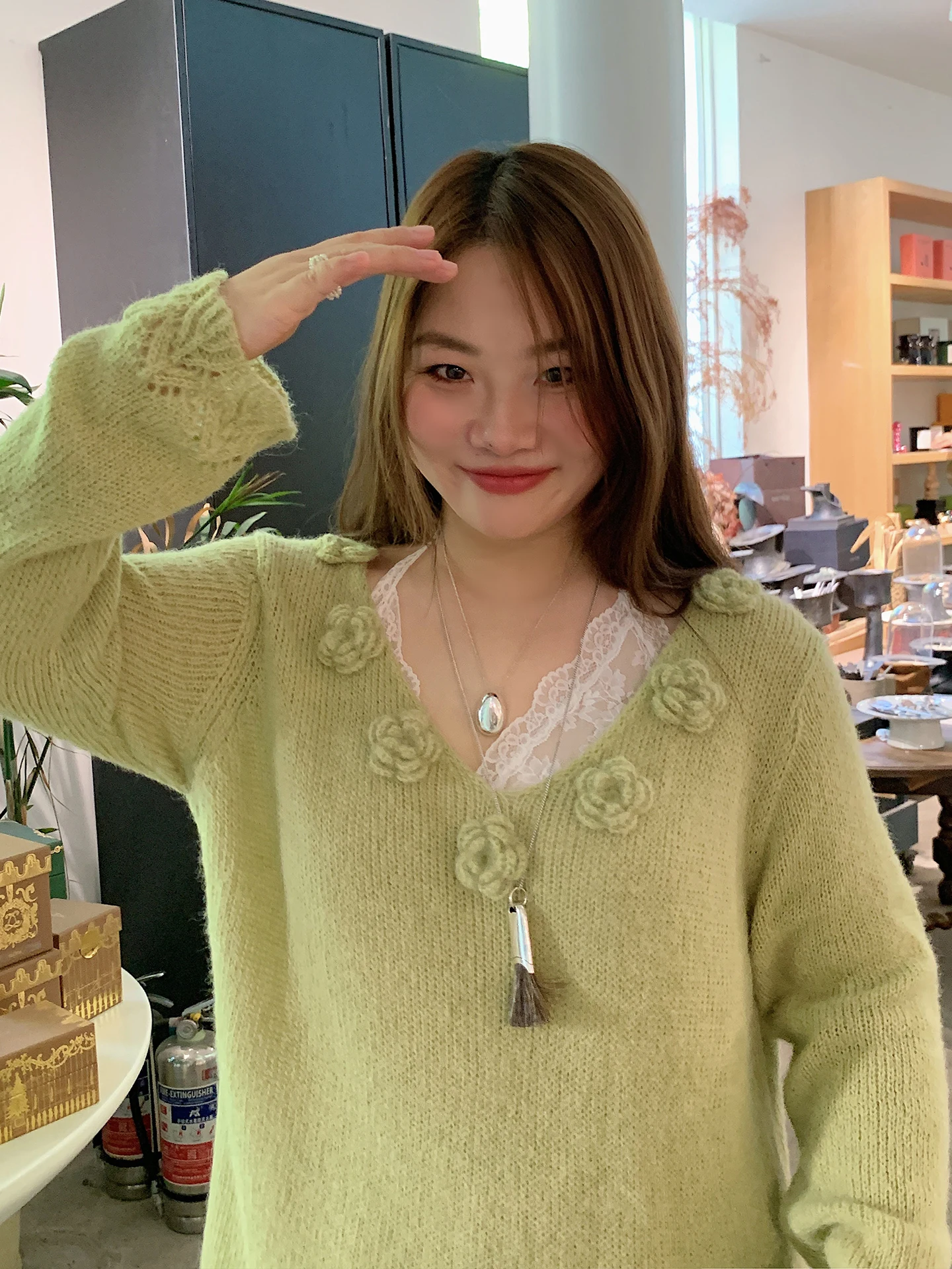 

Handmade Floral V-Ne Sweater Women's 2025 New Autumn Winter Lazy High-End Knitted irt 3D Large Branch Commute Sle Long ...