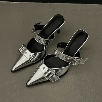 Sandalias de tacón alto con hebilla de Metal Punk gótico para mujer, zapatos de fiesta plateados con punta estrecha, zapatos de tacón a la moda para mujer, Tacones