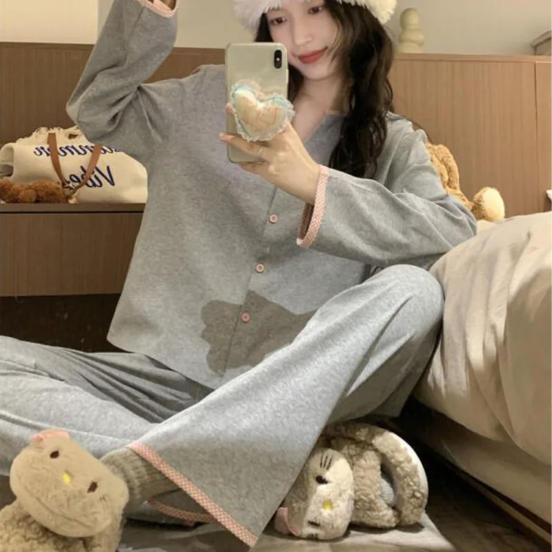 طقم أثاث منزلي للربيع والخريف للنساء بجودة عالية، لون خالص، فضفاض، كم طويل، طقم سراويل طويلة طراز جديد