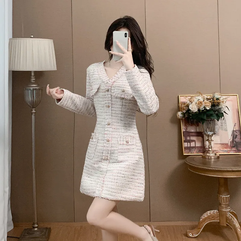 Women's Autumn Winter V-Neck Slim Fit Pleated Tweed High-Quality Fragrant Dress