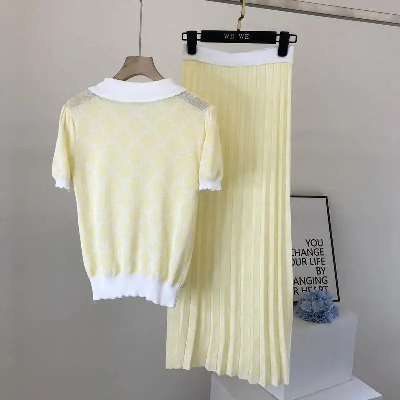 Summer Runway Elegant Suit Set Women\'s Yellow Knitted Blouse Shirts Floral Tops And Long Pleated Skirt Suits Set NZ241