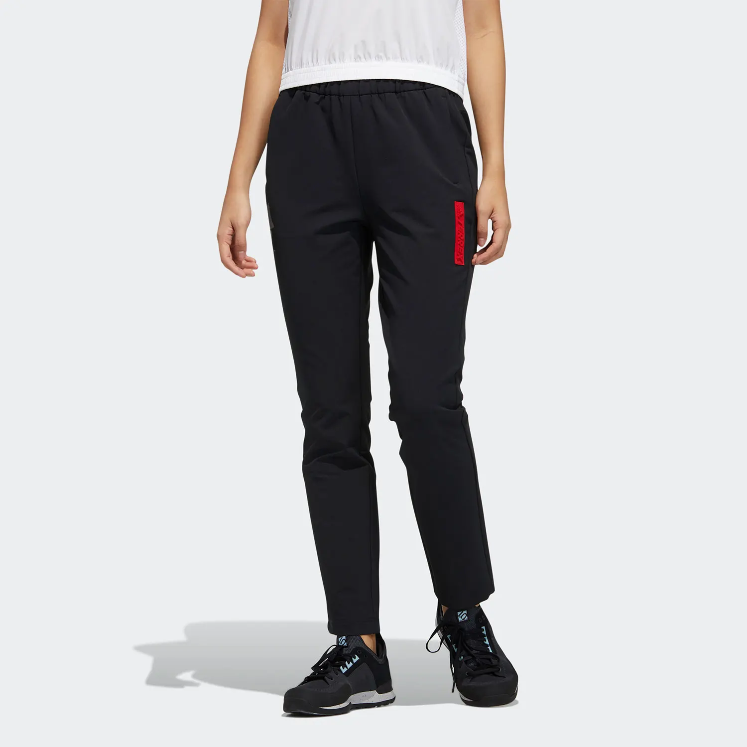 

Женские повседневные спортивные брюки Adidas Originals New Season GN7551