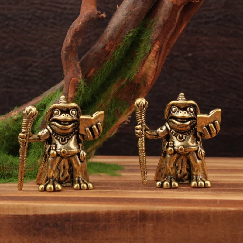 1/2Pcs Frog Mage with Magic Book Tabletop Ornament Fun Frog Mage
