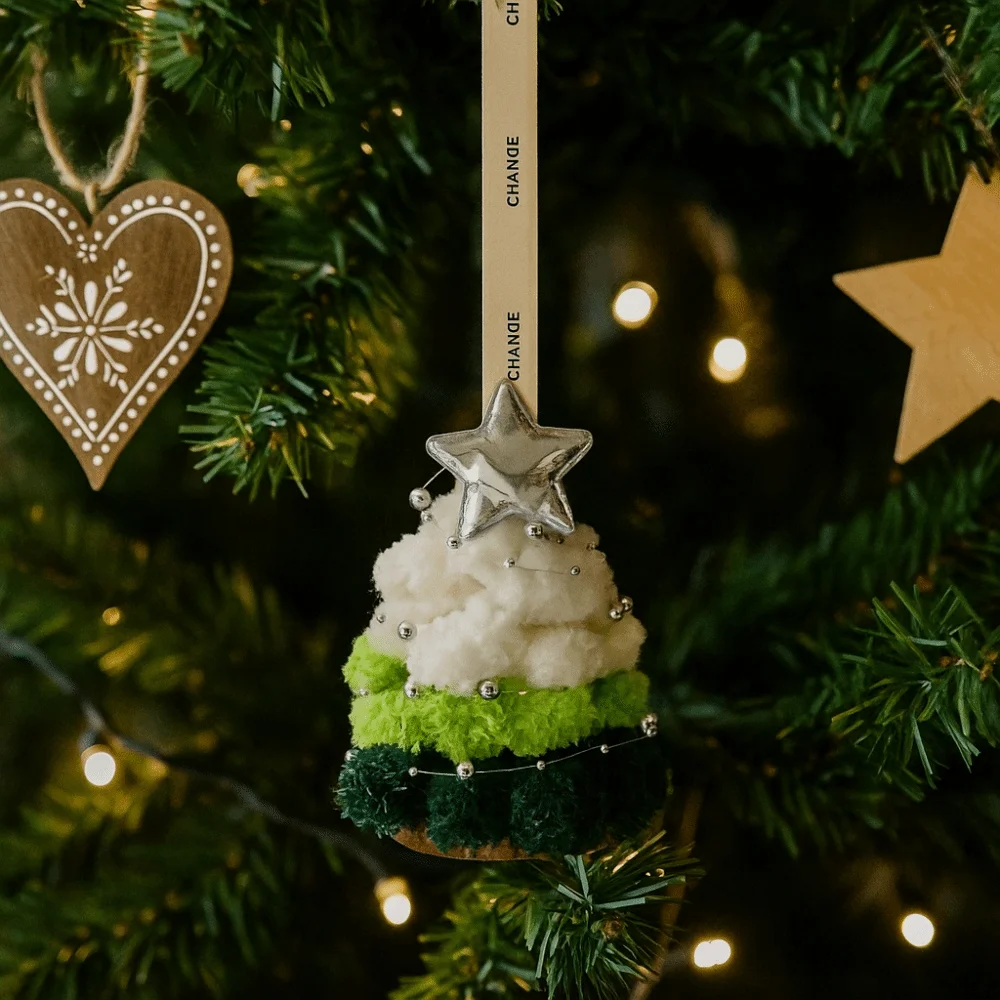 

Unique Hanging Christmas Tree Pendants Exquisite Cartoon Xmas Ornament Cute Festive Pendants Office Decor