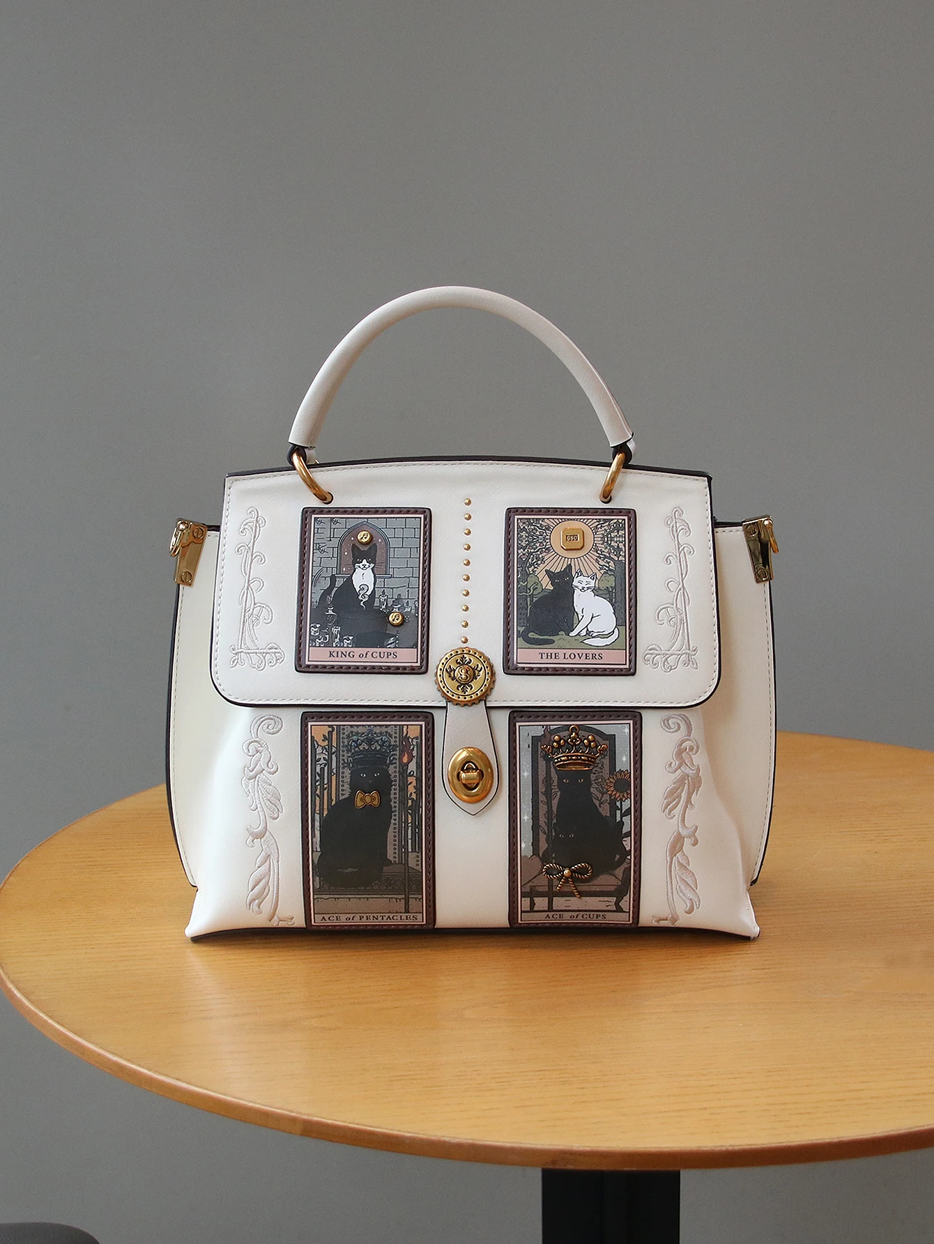 Elegant Ladies Handbag 2026 Fashion New Contrast Color Niche Design Cartoon Cat Pattern Flip Handbag Shoulder Diagonal Commuter