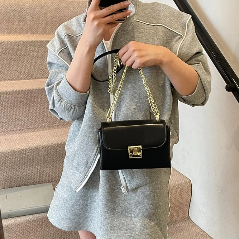 

2025 Новая высококачественная женская кожаная сумка на плечо люксового бренда, известный дизайнер, модный Париж ​