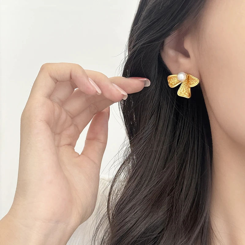 

Real 925 Sterling Silver 18K Gold Shell Pearl Flower Stud Earrings for Women Minimalist Fine Jewelry Cute Plant Accessories