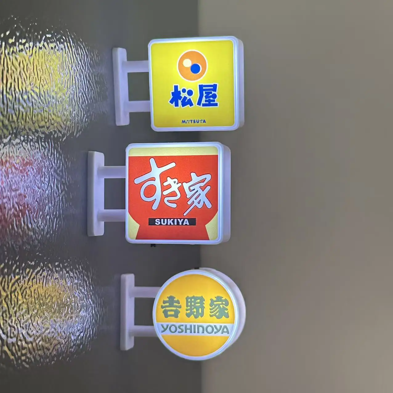Imanes de nevera con logotipo de restaurante, Mini letrero luminoso Yoshinoya Matsuya Japón, cafetería del metro, caja de luz creativa, juguete, decoración del hogar ABS