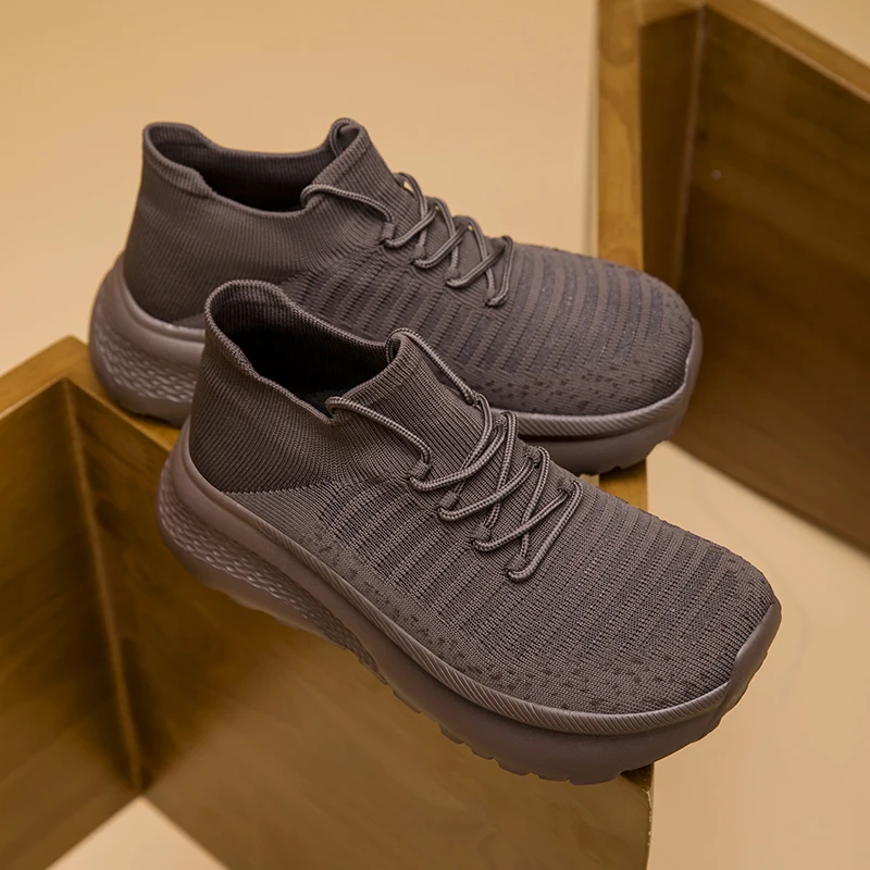 Wide Men's Slip-On Walking Shoes Lightweight Breathable Outdoor Casual Sports Running Shoes Sneakers For Swollen Feet