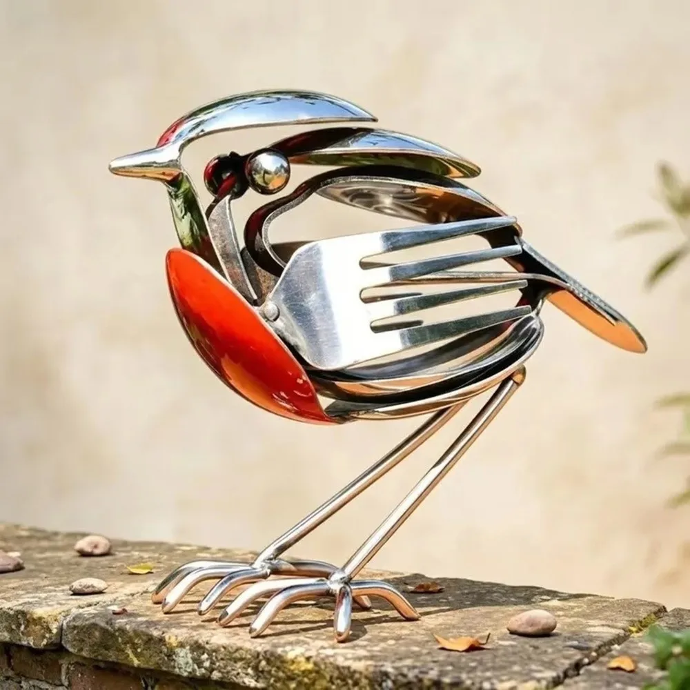 Handmade Metal Robin Sculpture Desktop Decor, Mockingbird Bird Statue Gift Ornament