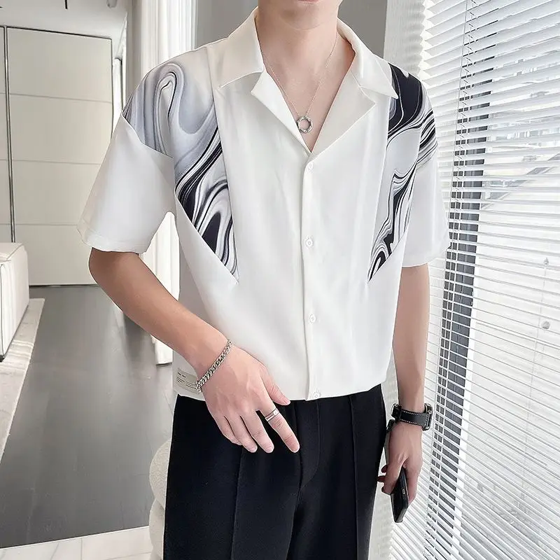 Pi Shuai-Camisa de manga media para hombre, camisa informal holgada y versátil con estampado de moda, cuello abatible, seda de hielo, estilo