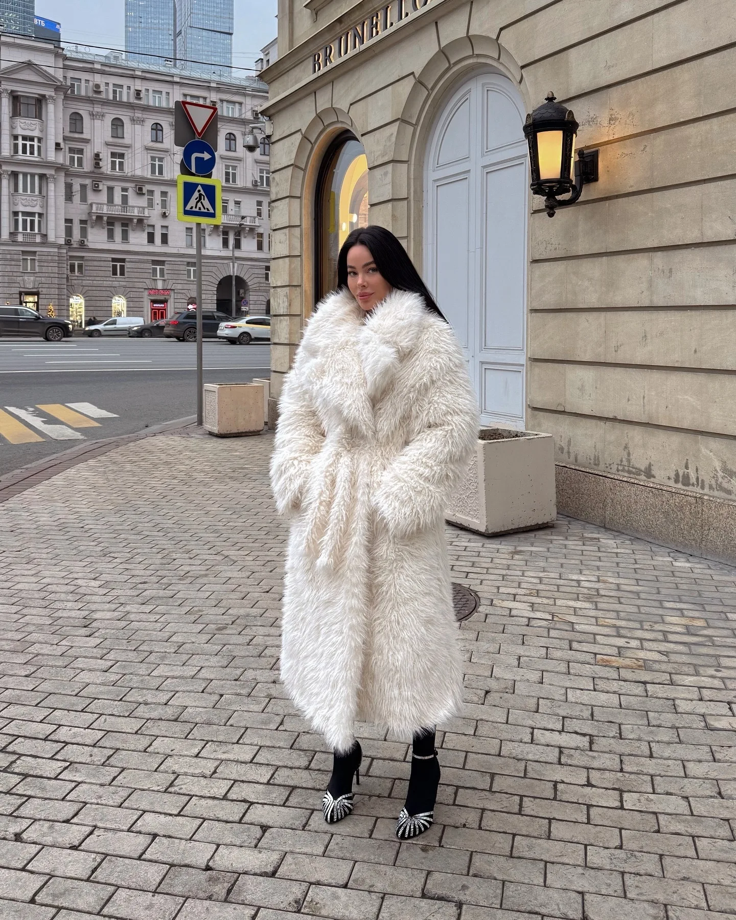 Cross-border Long Imitation Fur Coat 2025 New Over-the-Knee White Thickened Temperament Coat Toka Environmentally Friendly Fur