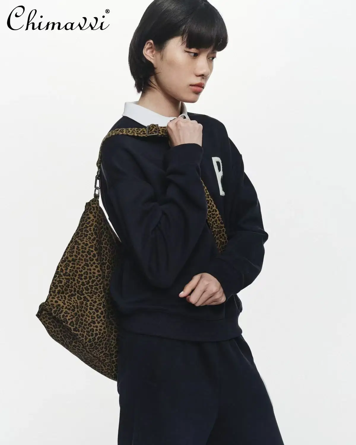 Japanese Fashion Leopard Patch Embroidery Tote Bag 2025 New Commuter Versatile Simple Large Capacity Shoulder Bag for Women