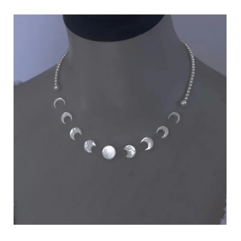 

Imitation Pearl White Butterfly Shell Moon Phase Necklace Female New Chinese Fairy Energy Cold Feeling Light Luxury Niche Design