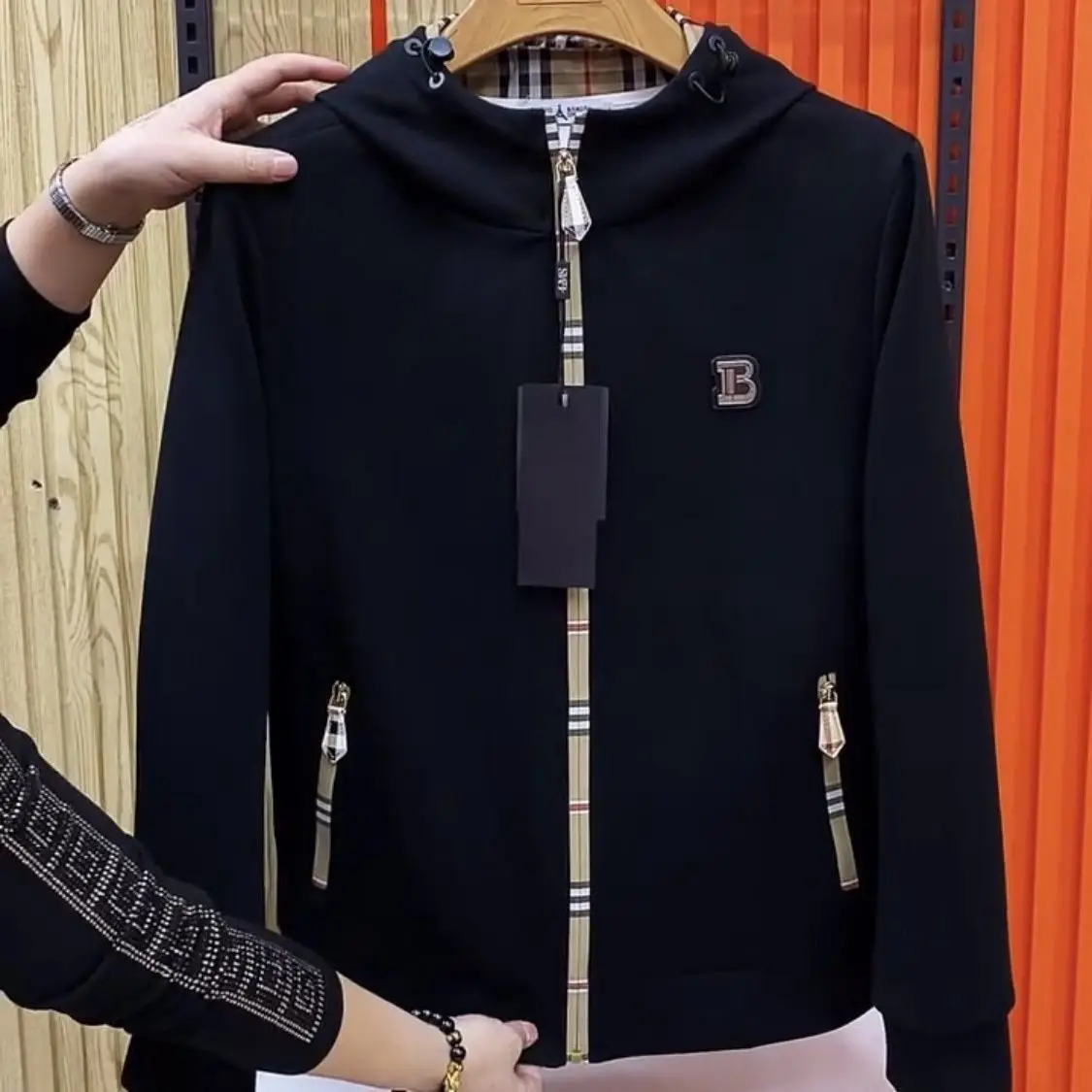 

2025 spring and autumn new products men's light luxury high-end hooded jacket jacket comfortable versatile casual coat