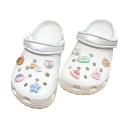 10PCS Shoe Charm DIY Cute Cartoon Rainbow Bear Shoe Decoration Buckle Charms 2024 New Hole Shoes Accessories