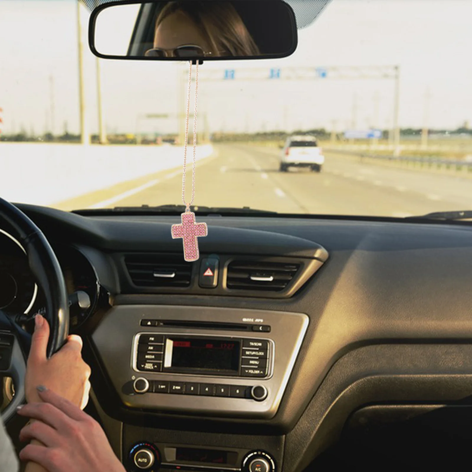 

Rhinestone Cross Pendant Shiny Car Charm Elegant Cross for Rearview Mirror Car Interior Decoration Bling Accessories