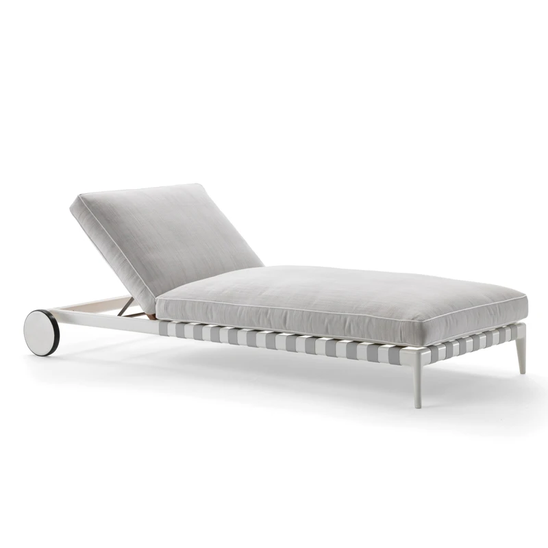 كرسي حديث قابل للطي للاستخدام الخارجي في الفناء والشرفة وحمام السباحة أو فناء الشاطئ والترفيه #1